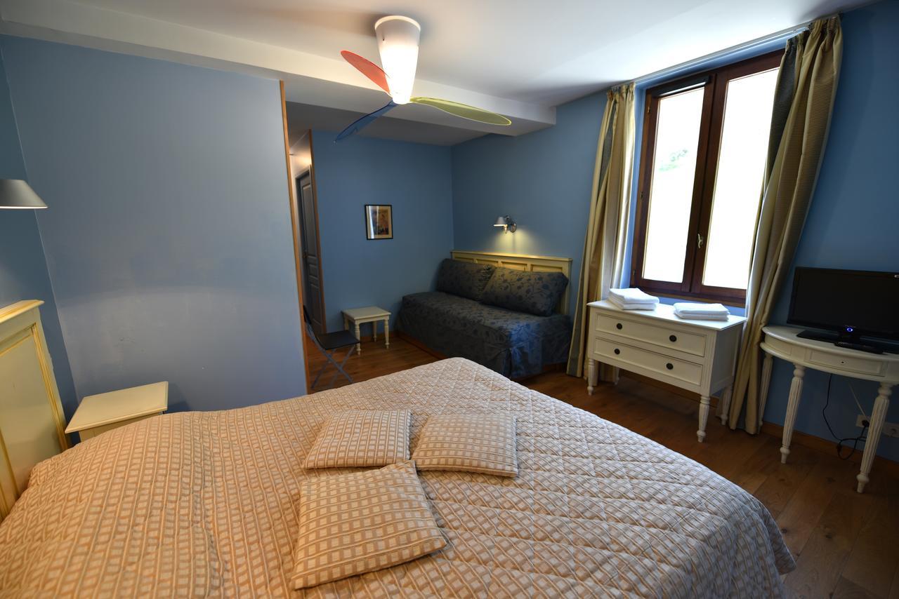 Les Lodges Du Lac Saint-Alban-de-Montbel Room photo