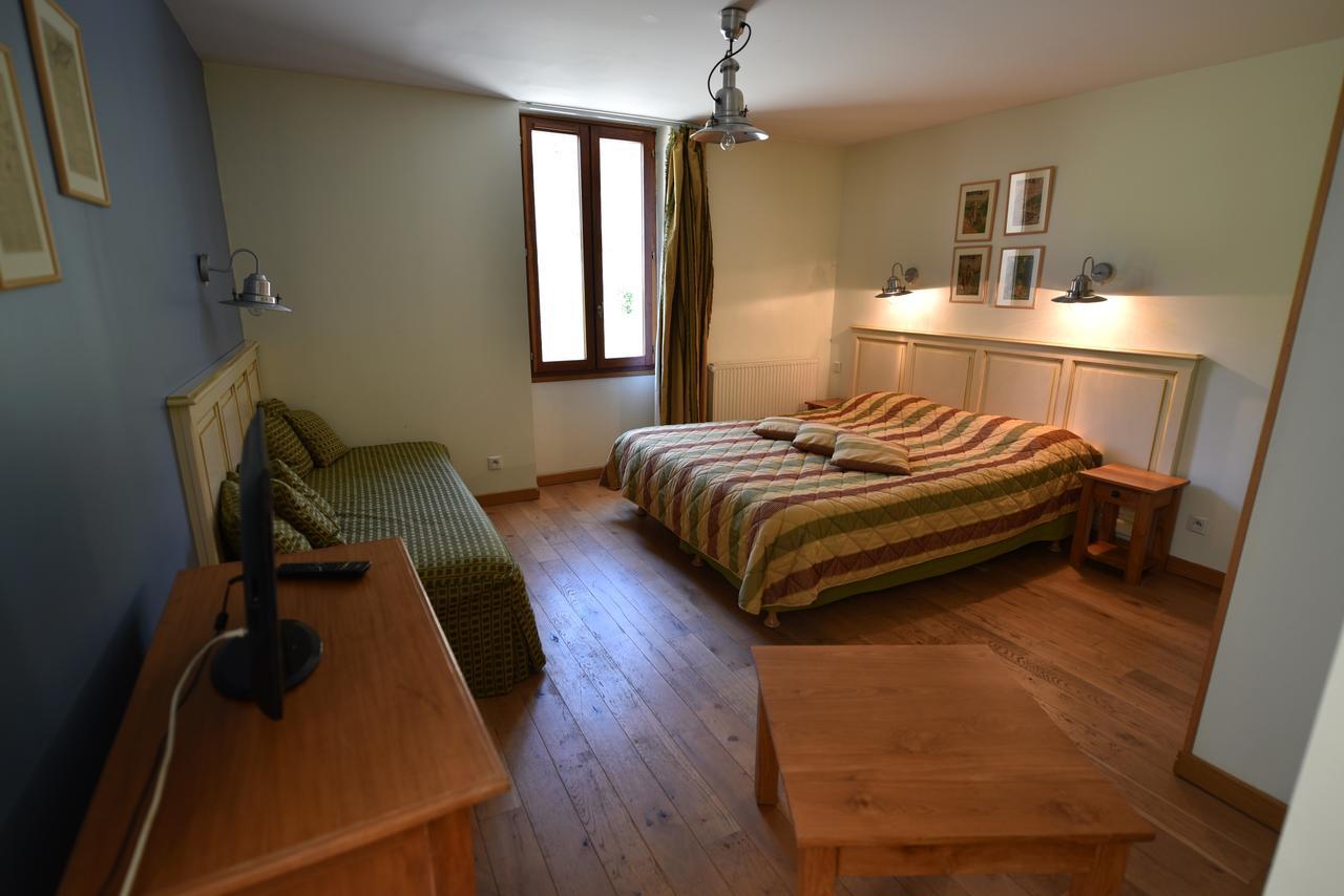 Les Lodges Du Lac Saint-Alban-de-Montbel Room photo